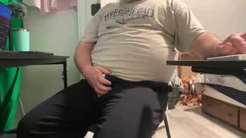 Allergictolove online show from November 27, 4:47 pm