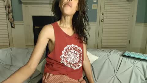 Snapshot of allgood4u chatting on October 6, 3:35 am wishlist on bio online show from October 6, 3:35 am