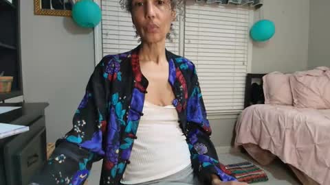 wishlist on bio online show from March 4, 11:46 pm