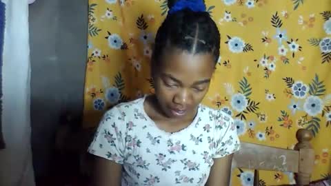 alliciax632770 online show from December 1, 5:38 am