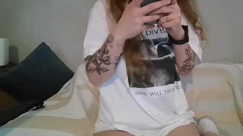 alliebearx online show from April 11, 10:25 pm