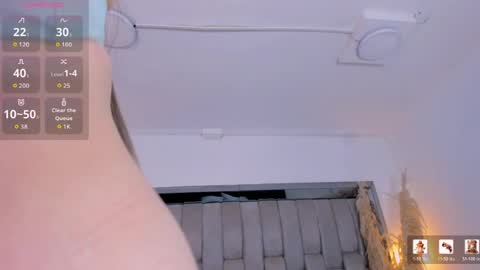    online show from April 14, 11:24 am