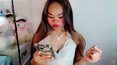 Snapshot of allirah20x chatting on October 5, 6:48 pm Allirah online show from October 5, 6:48 pm