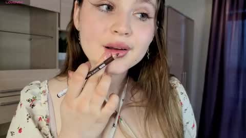 Snapshot of allison_stone__ chatting on October 9, 8:20 am Emma online show from October 9, 8:20 am