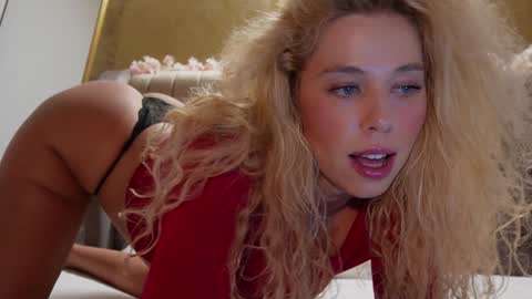 allissonhotbb online show from October 3, 6:38 pm