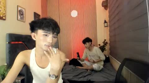 kim and josh online show from October 26, 5:41 am