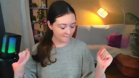 alluringeyess online show from October 22, 12:29 pm