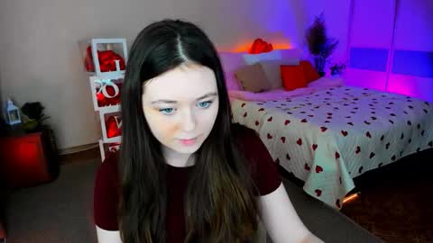 alluringeyess online show from February 12, 4:43 pm