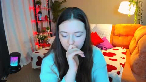 alluringeyess online show from April 7, 4:42 pm