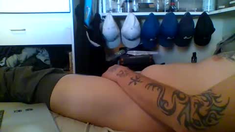 allwolf0323 online show from November 13, 4:53 pm