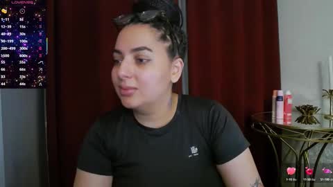 Snapshot of allyiah chatting on October 11, 9:07 pm online show from October 11, 9:07 pm
