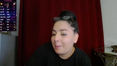 Snapshot of allyiah chatting on October 13, 9:17 pm online show from October 13, 9:17 pm