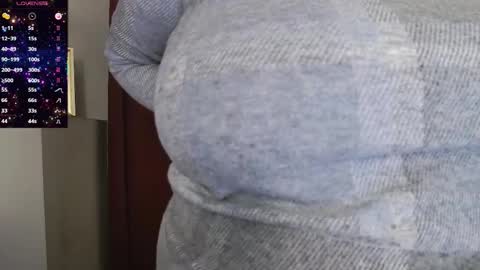 Snapshot of allyiah chatting on October 10, 8:57 pm online show from October 10, 8:57 pm