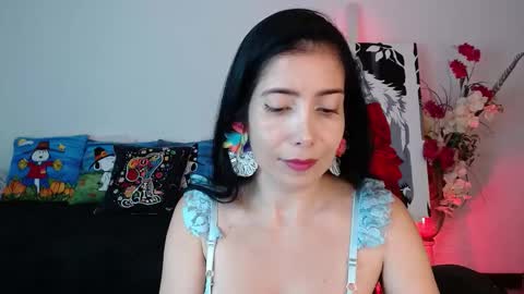 Snapshot of alma_art_ chatting on October 3, 9:56 pm alma_art_ online show from October 3, 9:56 pm