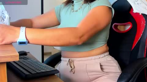 ALMA FENIX  online show from October 25, 1:44 pm