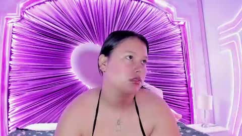 alma_rivers online show from May 1, 11:37 am