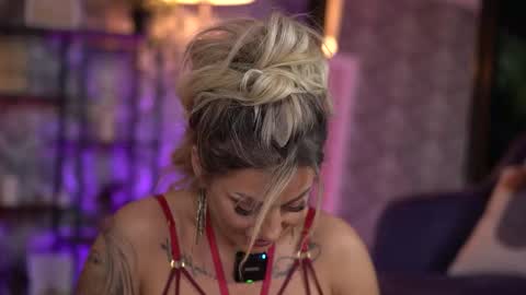 Alma online show from September 19, 8:56 pm