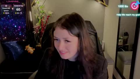 Snapshot of almma_ chatting on September 30, 2:05 pm ALMMA online show from September 30, 2:05 pm