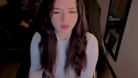 Snapshot of almma_ chatting on October 15, 1:23 pm ALMMA online show from October 15, 1:23 pm