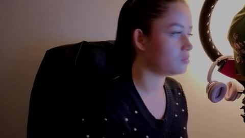 Snapshot of almma_ chatting on October 11, 3:37 pm ALMMA online show from October 11, 3:37 pm