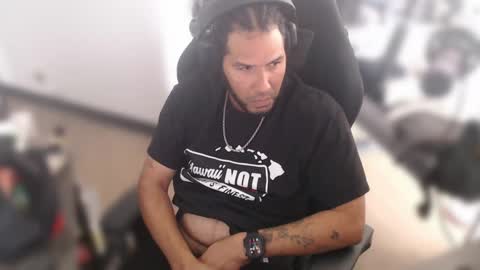 simplyfaded online show from February 6, 10:53 pm