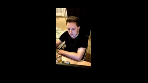 Snapshot of alolanmonke chatting on October 6, 7:42 pm alolanmonke online show from October 6, 7:42 pm