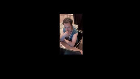 Snapshot of alolanmonke chatting on October 5, 7:32 pm alolanmonke online show from October 5, 7:32 pm