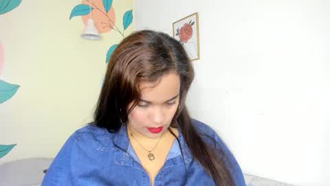 Snapshot of alondra_zaens chatting on September 20, 9:51 pm Alondra online show from September 20, 9:51 pm