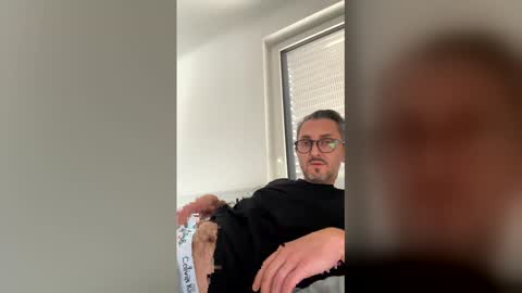 alpacinoishere online show from February 1, 12:24 pm