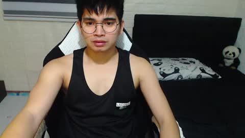 Snapshot of alpha_rider chatting on February 27, 11:28 am Angelo online show from February 27, 11:28 am