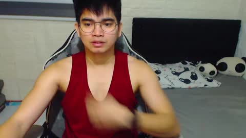 Snapshot of alpha_rider chatting on December 20, 5:25 am Angelo online show from December 20, 5:25 am