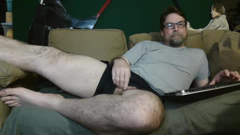 Snapshot of alphaacid1 chatting on December 28, 5:23 am Alpha or Al online show from December 28, 5:23 am