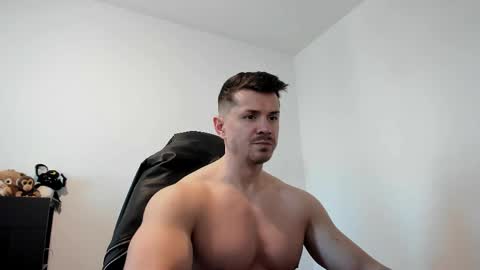 LeatherMaster online show from May 7, 7:26 am