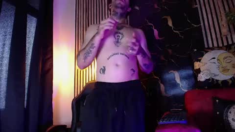 Alucard online show from April 29, 10:14 pm