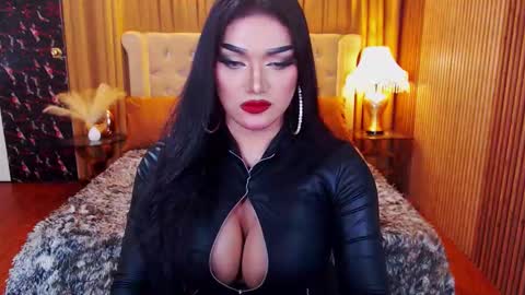 Alura Jhenson online show from September 9, 7:14 pm