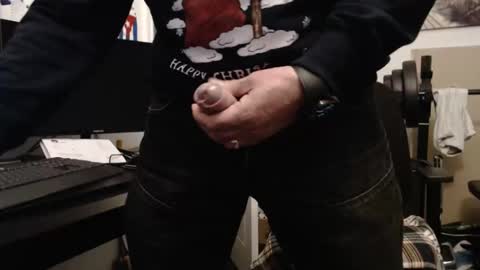 alwaysupforit12 online show from December 12, 4:43 pm