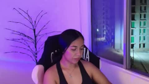 Aly online show from March 10, 2:38 am