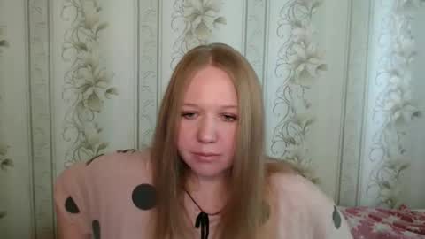 alya764770 online show from May 14, 10:57 am