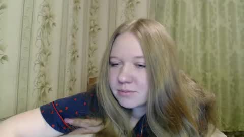 alya764770 online show from April 13, 8:57 pm