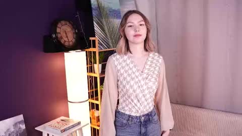 Kate online show from March 22, 3:32 am