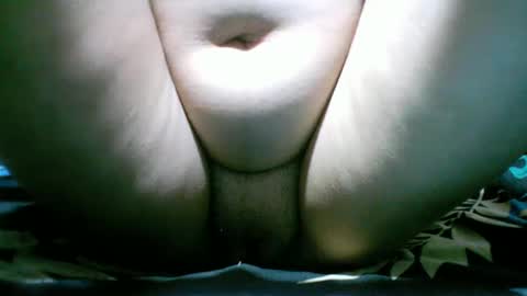 Snapshot of alyssa_hope chatting on February 27, 2:03 am alyssa_hope online show from February 27, 2:03 am