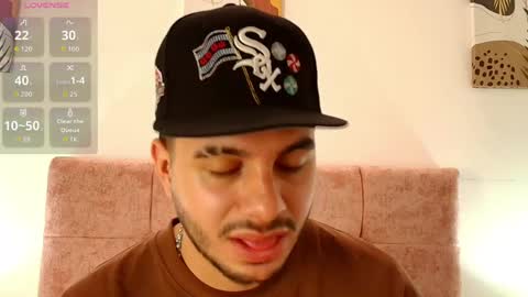 Amadeo Wild online show from April 8, 3:37 pm