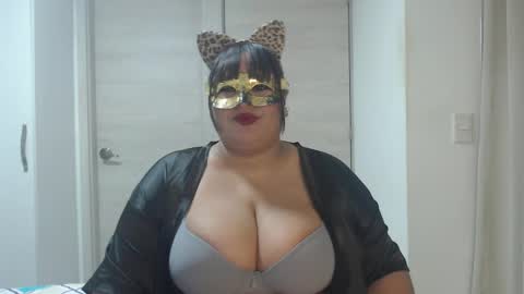 amaia_char online show from April 9, 11:38 am