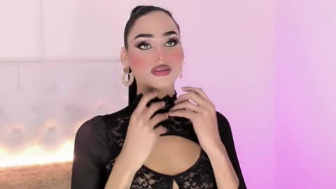 amal_baddel_ online show from December 19, 9:05 am