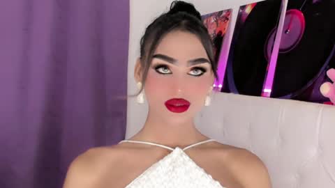 amal_baddel_ online show from March 24, 6:19 am