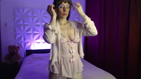 Amalett online show from March 29, 10:17 am