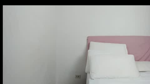 amaliaariel online show from January 16, 1:06 am