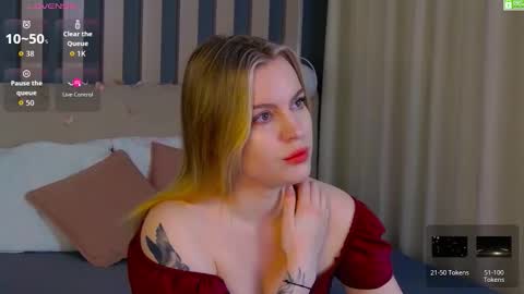 Amalia online show from January 12, 1:07 pm