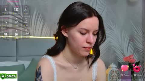 Amalia online show from March 8, 1:36 pm