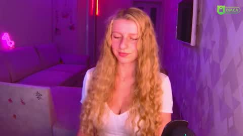 Snapshot of amaliaqueen999 chatting on October 27, 2:17 pm Amalia online show from October 27, 2:17 pm